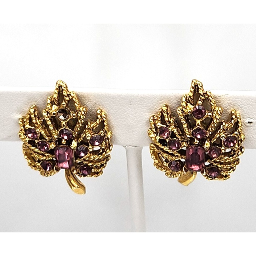 Vintage Filigree Leaf Goldtone Clip On Earrings Purple Rhinestones 1 Inch